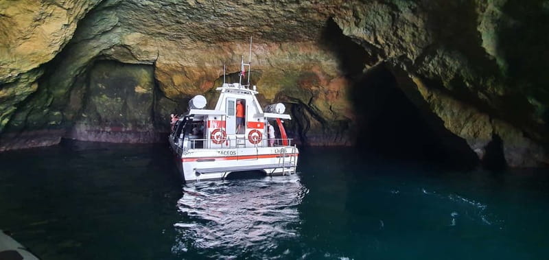 From Lagos: Benagil Caves Catamaran Cruise - How the Crew Shapes the Experience