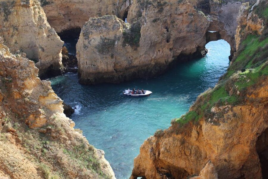 From Lagos: Boat Cruise to Ponta da Piedade - What the guide adds to the scenery