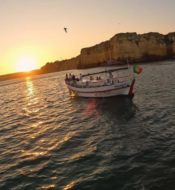 From Lagos: Ponta da Piedade Sunset Cruise with Drink - The swimming stop at Ponta da Piedade