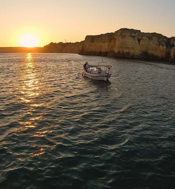 From Lagos: Ponta da Piedade Sunset Cruise with Drink - How the boat experience feels in real conditions