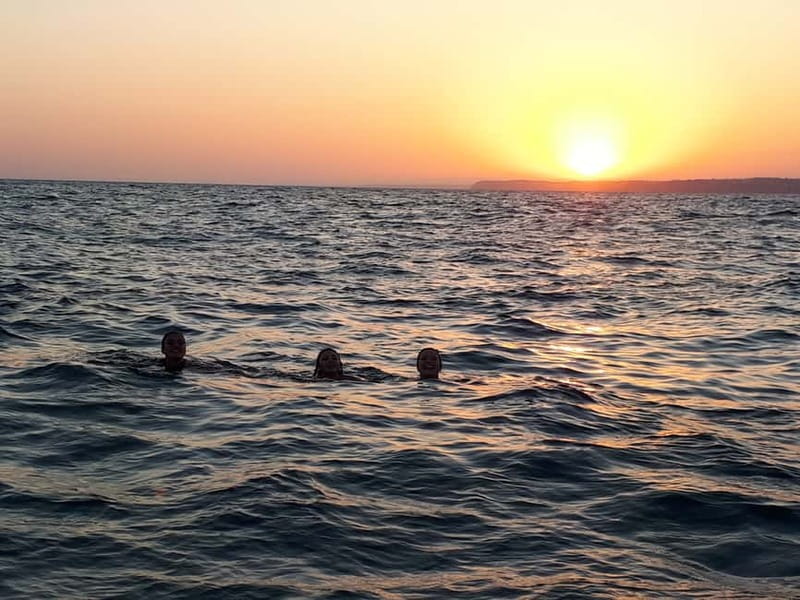 From Lagos: Ponta da Piedade Sunset Cruise with Drink - Seeing Ponta da Piedade from sea level