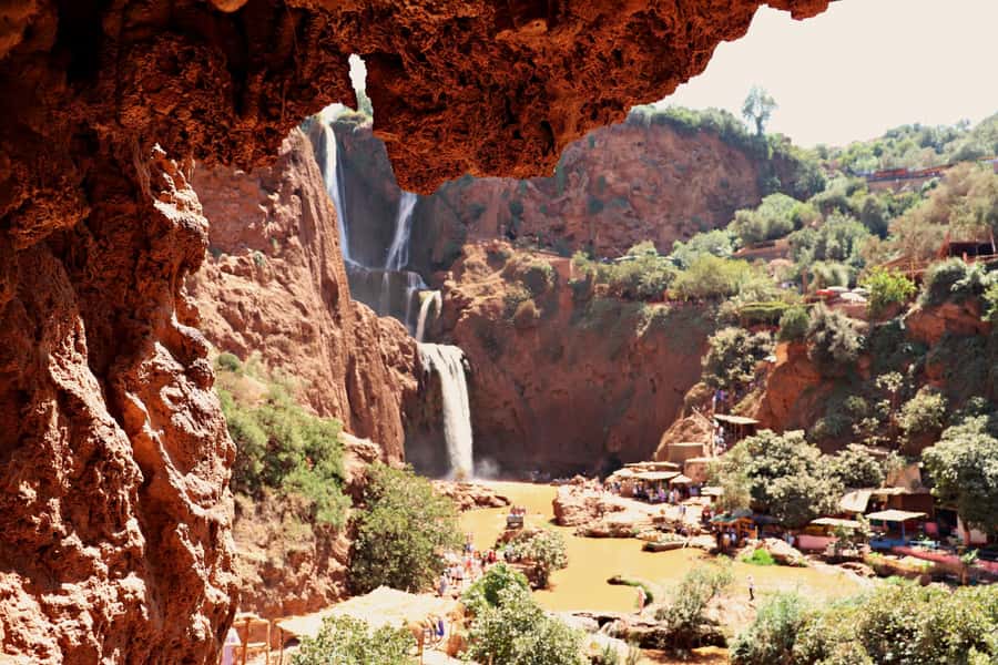 From Marrakech: Ouzoud Waterfalls Guided Tour & Boat Ride - What the $18 price really buys you