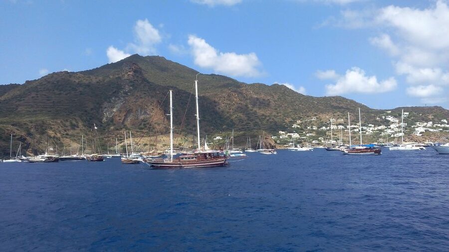 From Milazzo: Panarea & Stromboli Cruise Excursion - The volcano at sunset from the water