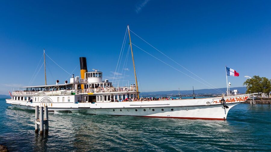 From Montreux: 2-Hour Riviera Cruise - Territet and Chillon Castle: the strongest part of the route