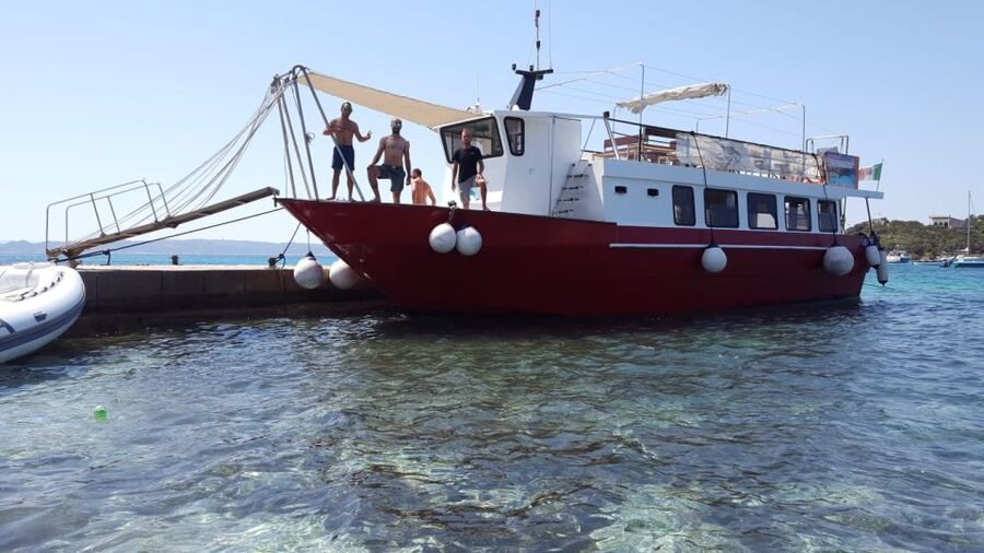 From Palau: La Maddalena Archipelago Boat Tour with Pasta - The Crew, Commentary, and Onboard Mood