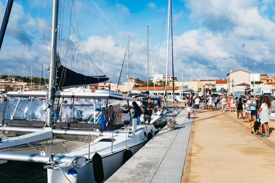 From Palau: La Maddalena Archipelago Catamaran Tour w/ Lunch - Wind, motion, and the best time to go