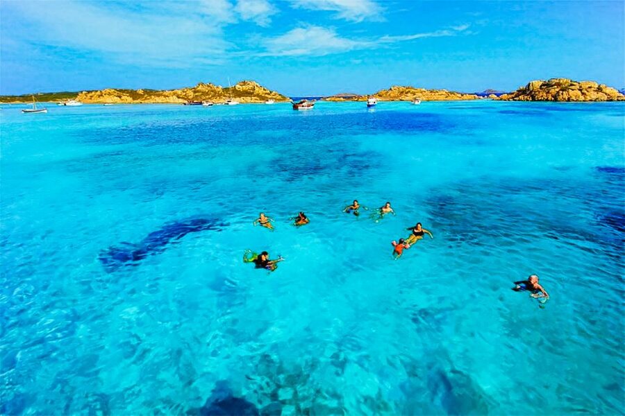 From Palau: La Maddalena Archipelago Day Tour by Boat - La Maddalena town and Cala Gavetta