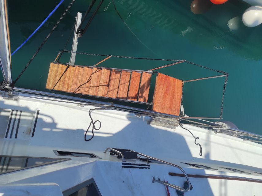 From Parga: Paxos and Antipaxos Cruise with Blue Caves - The return sail to Parga