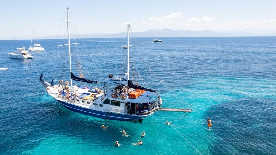 From Parga: Paxos and Antipaxos Cruise with Blue Caves - What the crew and atmosphere are like