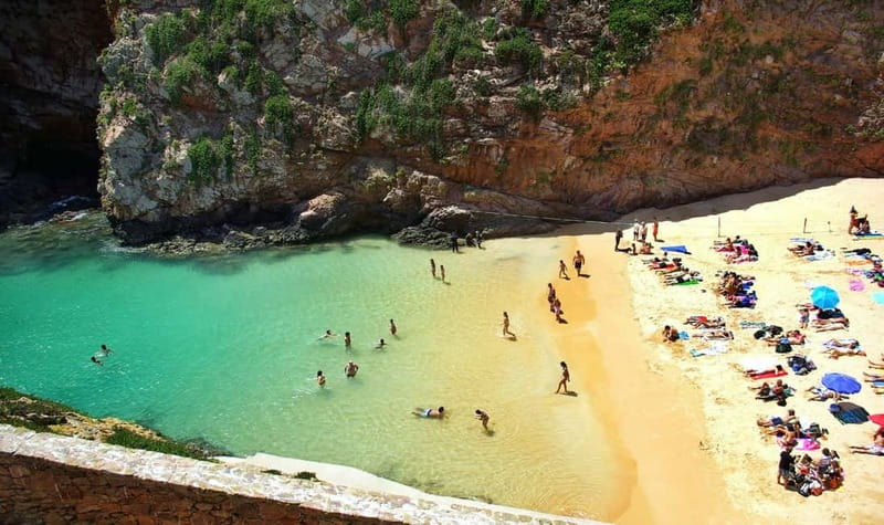 From Peniche: Round-Trip Boat Tour of Berlengas Archipelago - Timing, seasons, and group feel