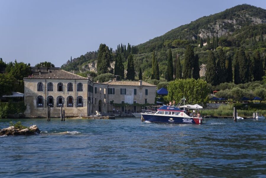 From Peschiera: Garda East Coast Cruise to Sirmione - The first cruise along Lake Garda’s south-eastern shore