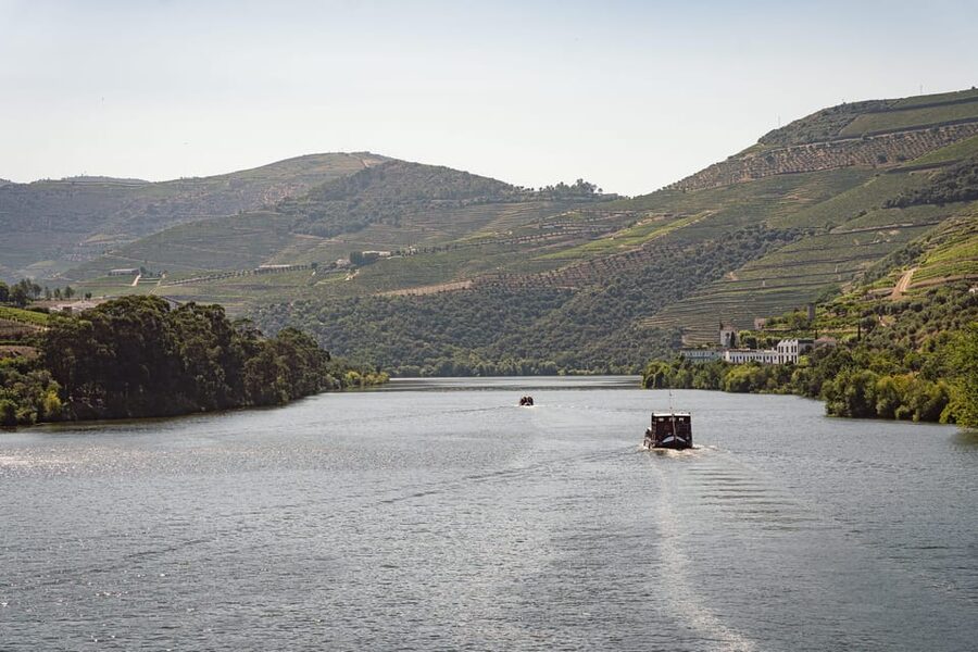 From Pinhão: Douro Valley Rabelo Boat Tour with Port Wine - Why seeing Pinhão from the Douro matters