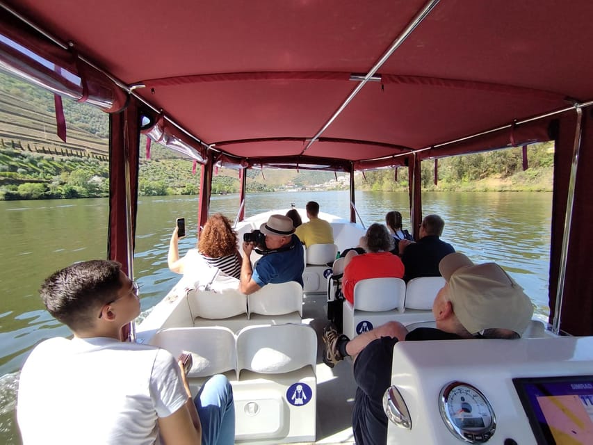 From Pinhão: Douro Valley Tour w/ Wine Tasting and Boat Trip - The viewpoint stop above the river