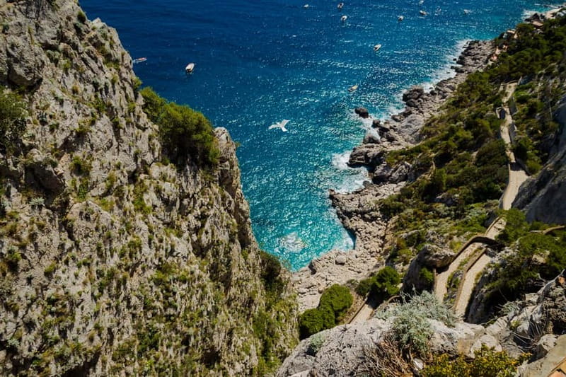 From Pompeii/Castellammare/Vico Equense: Capri Day Cruise - The coastal cruise from Marina Grande to Punta Carena