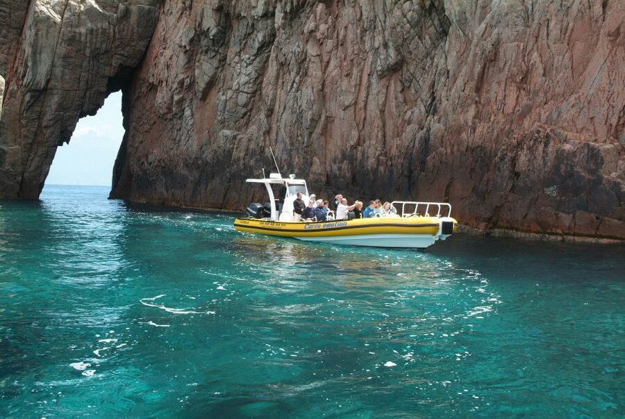 From Porto: Calanche de Piana and Capo Rosso Boat Tour - Capo Rosso, caves, and changing views from the sea