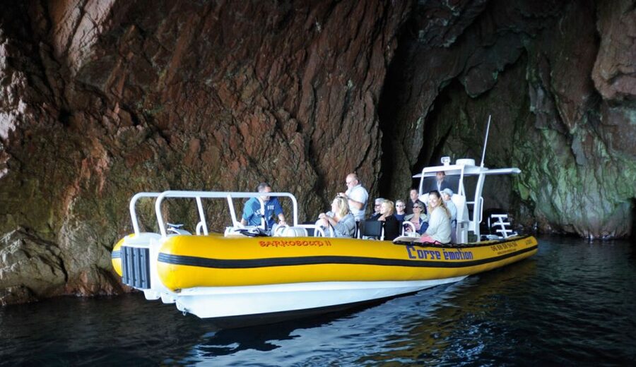 From Porto: Calanche de Piana and Capo Rosso Boat Tour - A closer look at the boat ride