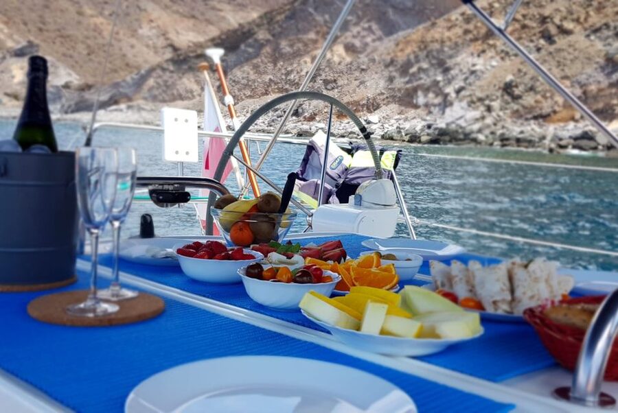 From Puerto de Mogán: Sailboat Trip with Food and Drinks - Who should book this four-hour outing?
