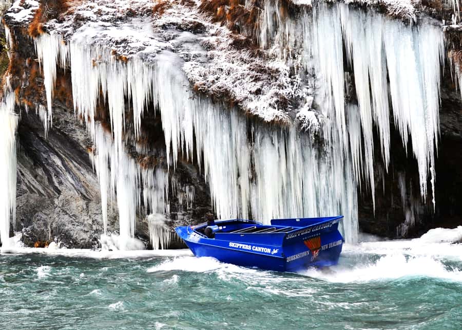 From Queenstown: Skippers Canyon Jet Boat Ride - The journey along Skippers Road