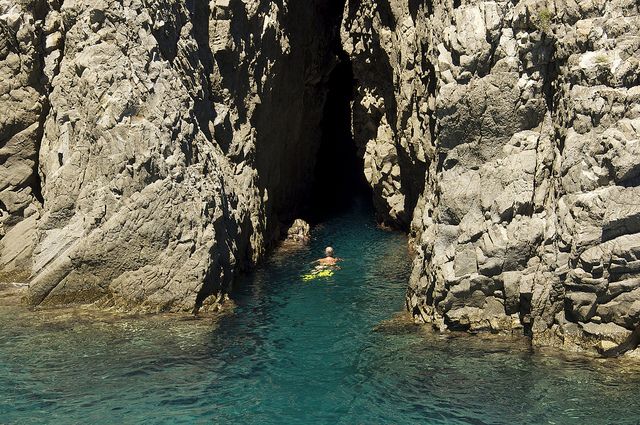 From Rome: Ponza Island Day Trip with Boat Excursion - Why Ponza makes a strong break from Rome