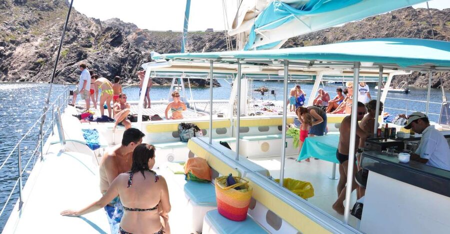 From Roses: Catamaran Cruise Cap Norfeu - Cadaqués - Who should book this catamaran cruise?
