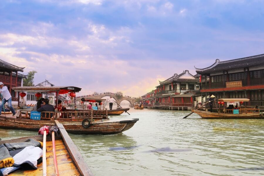 From Shanghai: Private Zhujiajiao Tour with Boat Ride - Key points at a glance