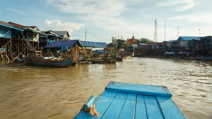 From Siem Reap: Kampong Phluk Floating Village Tour by Boat - The guides shape the whole day