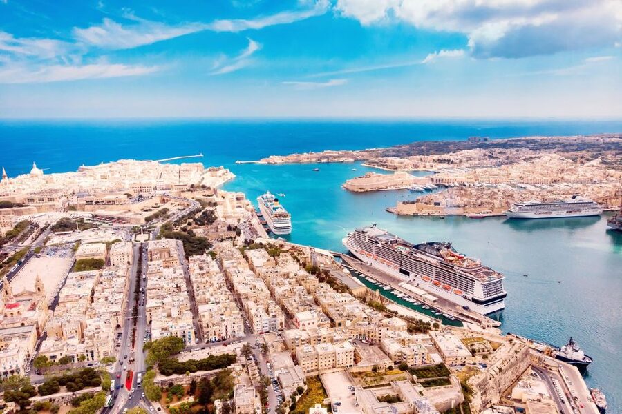 From Sliema: Cruise Around Malta's Harbours & Creeks - Sliema, Manoel Island, and Marsamxett Harbour