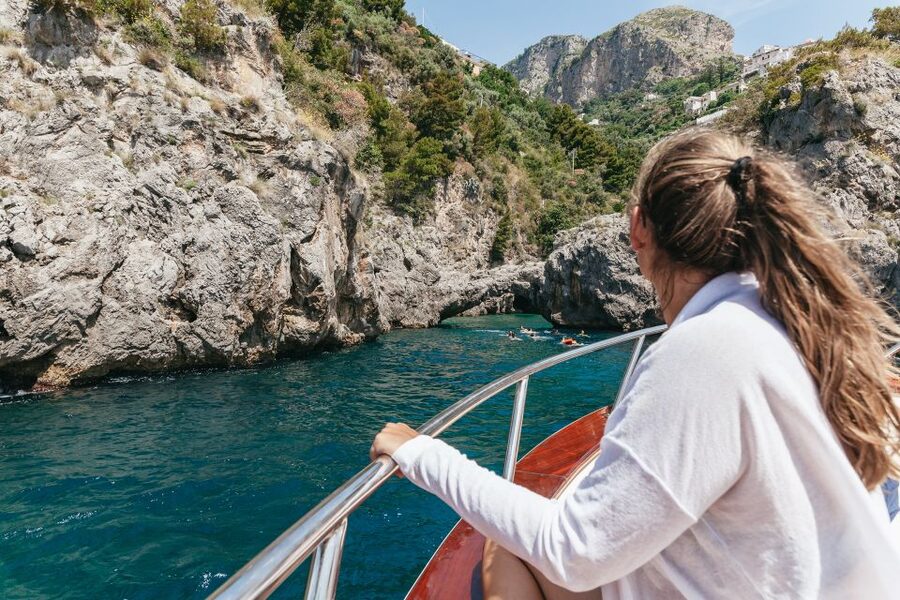 From Sorrento: Amalfi and Positano Full-Day Trip by Boat - Food, drinks, and the onboard atmosphere