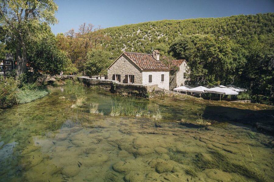 From Split: Krka Waterfalls Tour with Boat Cruise & Swimming - Free time in Skradin: cake, fortress, and swimming