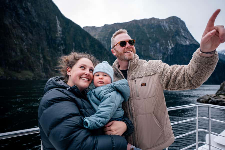 From Te Anau: Milford Sound Coach Tour and Cruise - How crowded is the boat?