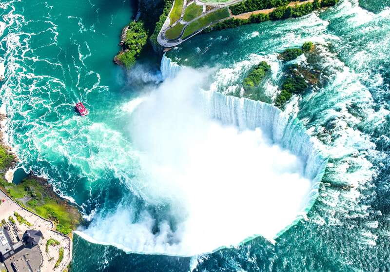 From Toronto: Niagara Falls Evening Tour With Boat Cruise - Niagara-on-the-Lake in Forty-Five Minutes