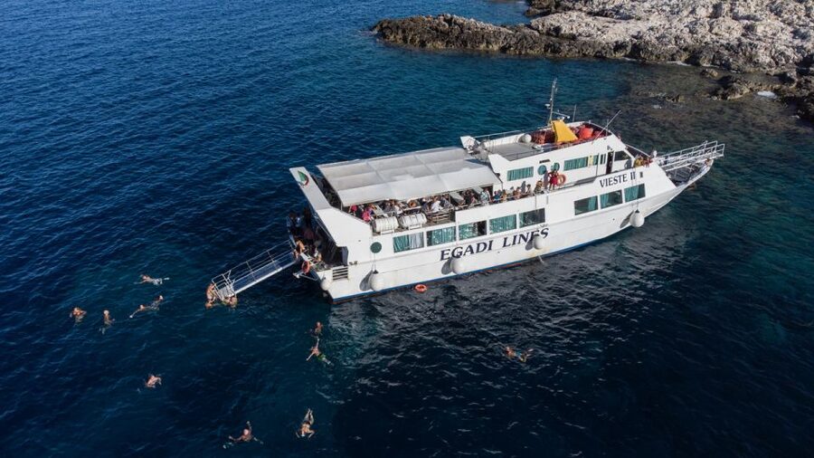 From Trapani: Day Cruise to Favignana & Levanzo with Lunch - Levanzo, the small island with the short stop
