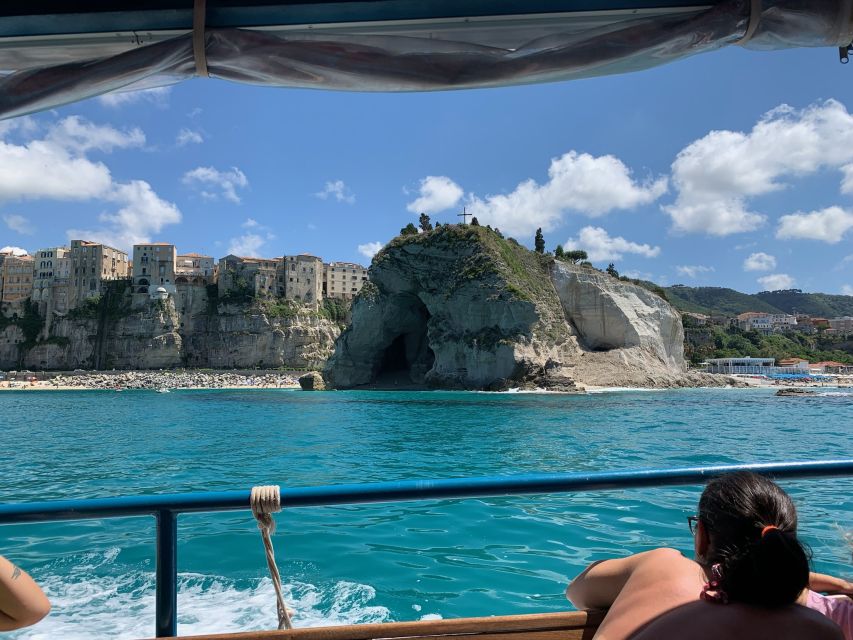 From Tropea: Capo Vaticano boat tour with snorkel & aperitif - Leaving Tropea with the Coast of the Gods ahead