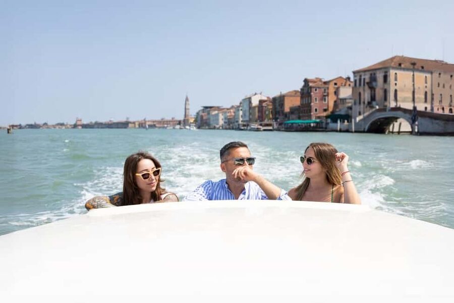 From Venice: Murano and Burano Half-Day Island Tour by Boat - Why visit Murano and Burano together?