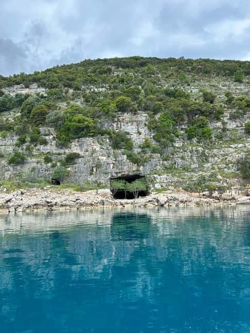 From Vlore: Haxhi Ali Cave & Karaburun Beach Speedboat Tour - The short walk to St. Koli Bay