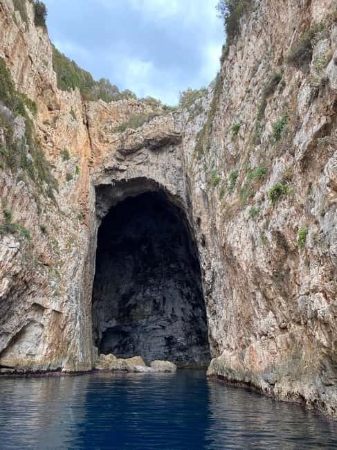 From Vlore: Haxhi Ali Cave & Karaburun Beach Speedboat Tour - What the return ride is like