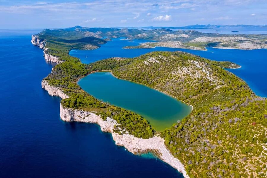 From Zadar: Kornati National Park & Telašćica Boat Tour - Lunch on board, with Dalmatian basics