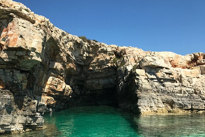 Full-Day Boat Tour of the Medulin Archipelago from Medulin - Two hours on Levan Island