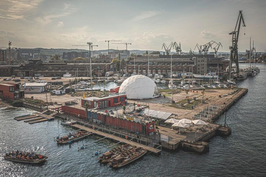 Gdansk: City Cruise on Historical Polish Boat - Starting at the former Gdańsk Shipyard