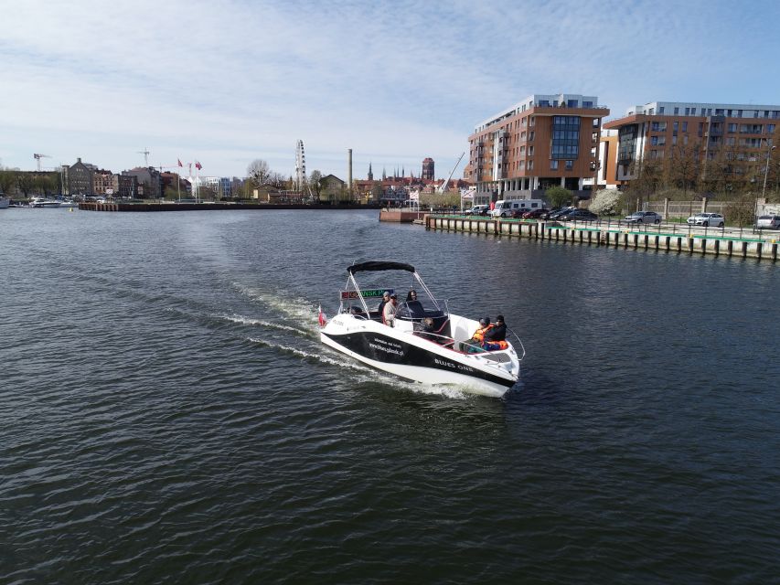 Gdańsk: Motlawa River Yacht Cruise - Brabank, the marina, and the working river