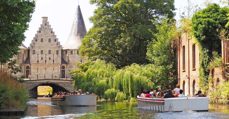 Ghent: 50-Minute Medieval Center Guided Boat Trip - Key points to know before boarding