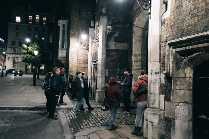 Ghost, Ghouls and Gallows Tour : Guided Tour with Boat Ride - Royal palaces, grim tales, and the limits of the ghost theme