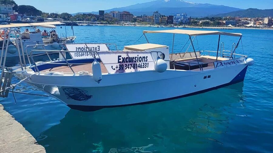 Giardini Naxos: Dolphin Searching Sunset Boat Tour - The Grotta dell’Amore and Taormina’s sea caves