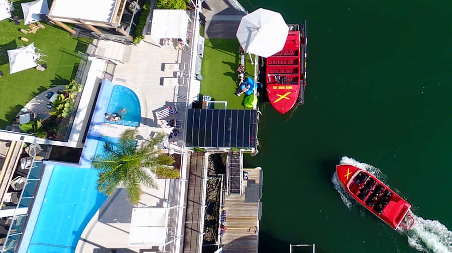 Gold Coast: 55-Minute Extreme Jet Boat Ride - Accessibility and practical limitations