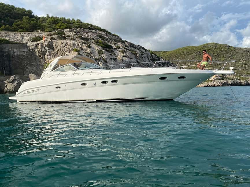 Gran Canaria: Shared yacht trip with drinks, lunch, and snorkeling - Setting off from Puerto Rico with cava