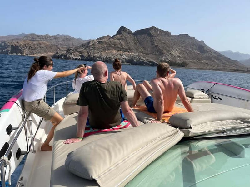 Gran Canaria: Shared yacht trip with drinks, lunch, and snorkeling - Optional jet skis, sea scooters, and parasailing