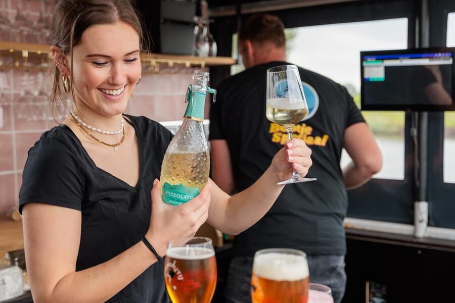 Groningen: Terrace Boat Experience with a Cozy Bar - What the 1 to 1.5-hour cruise actually feels like