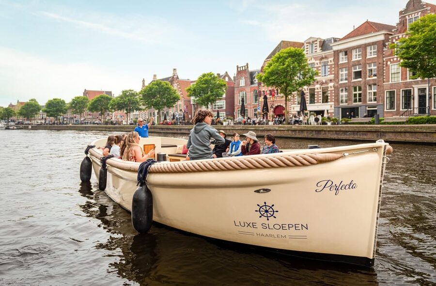 Haarlem: Guided Highlights Canal Cruise on Open Boat - Teylers Museum from the water