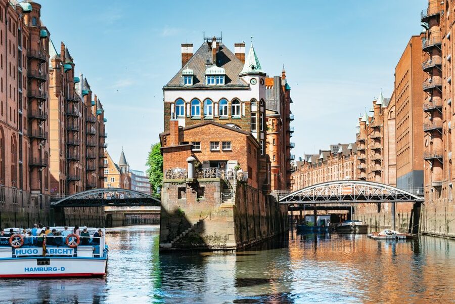 Hamburg: 1.5-Hour Harbor and Speicherstadt Day Cruise - Why this short Hamburg cruise works