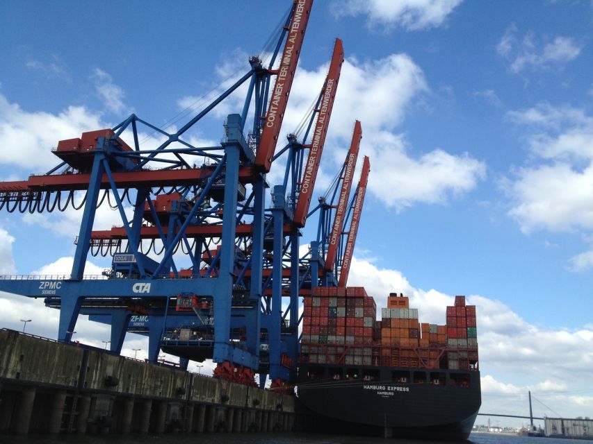 Hamburg: 1-Hour Harbor Cruise - Blohm and Voss, the Köhlbrand Bridge, and harbor engineering